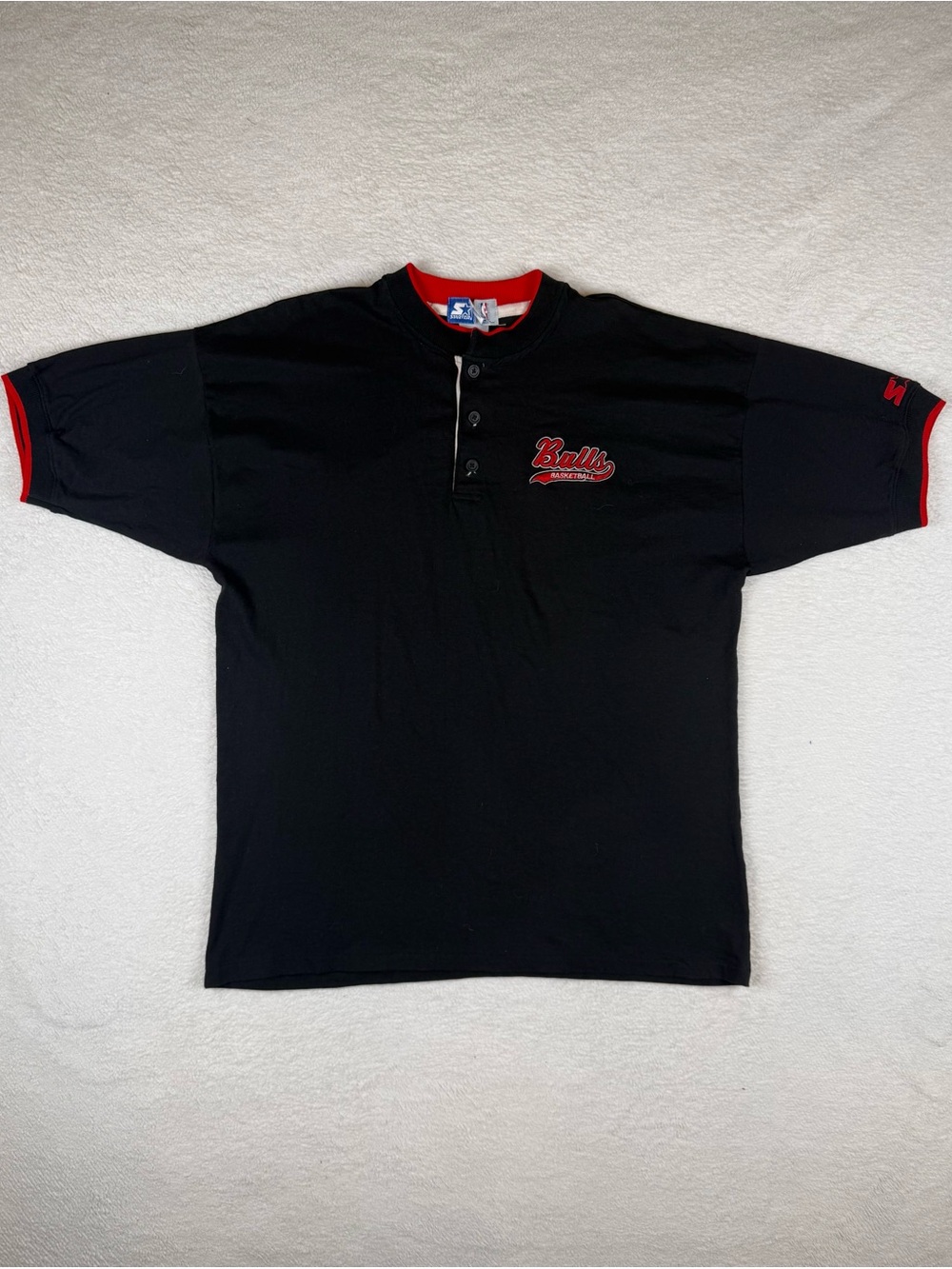 Vintage Chicago Bulls Starter Mens Henley Short Sleeve Shirt Size XL Made In USA